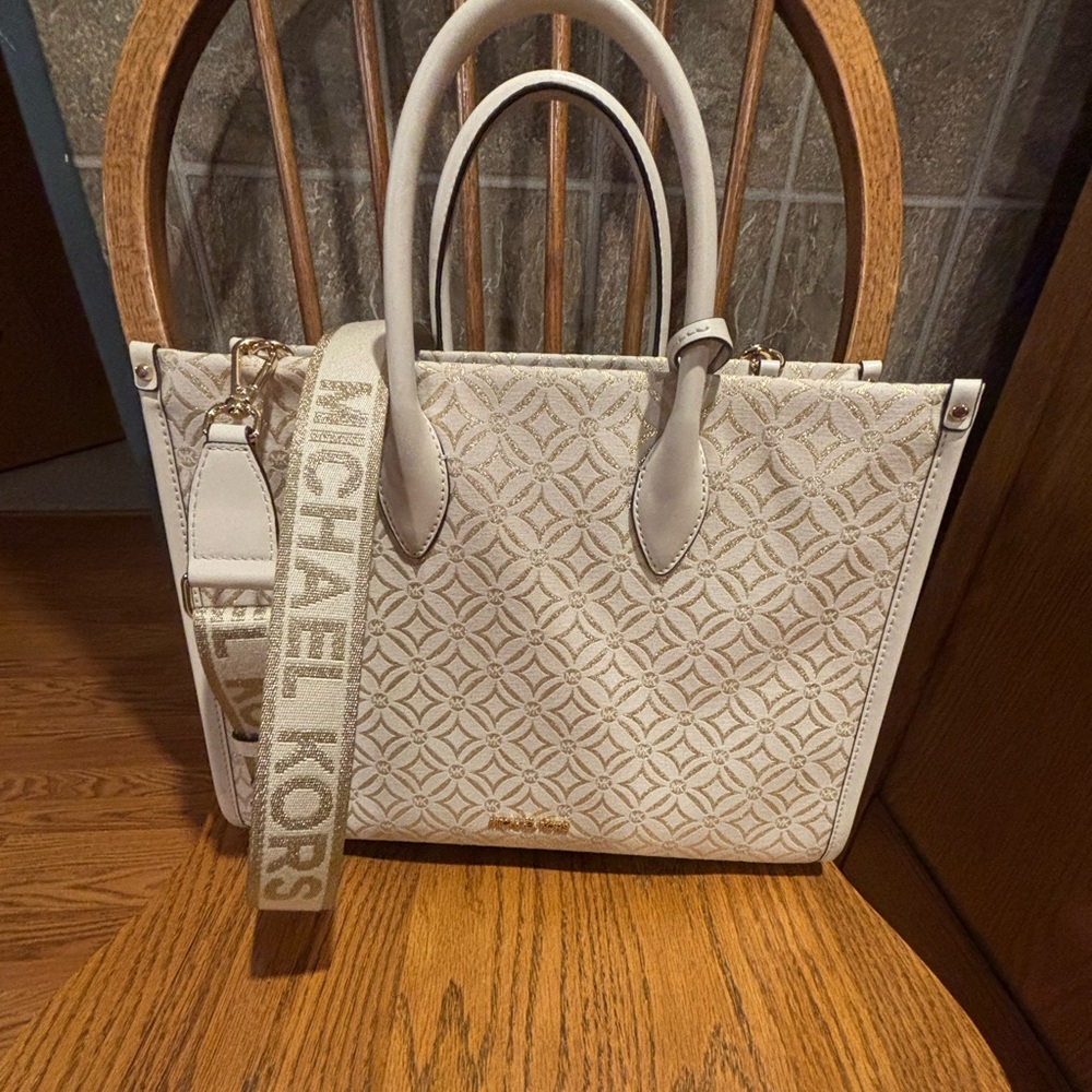 Micheal Kors bag
